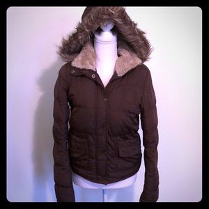 Puffy hooded jacket with hood